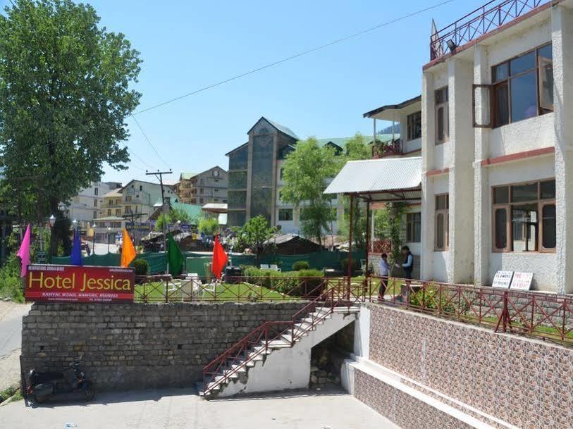 Hotel Jessica Manāli Exterior foto